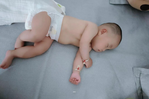 中国台湾哭泣宝宝魔法眼泪